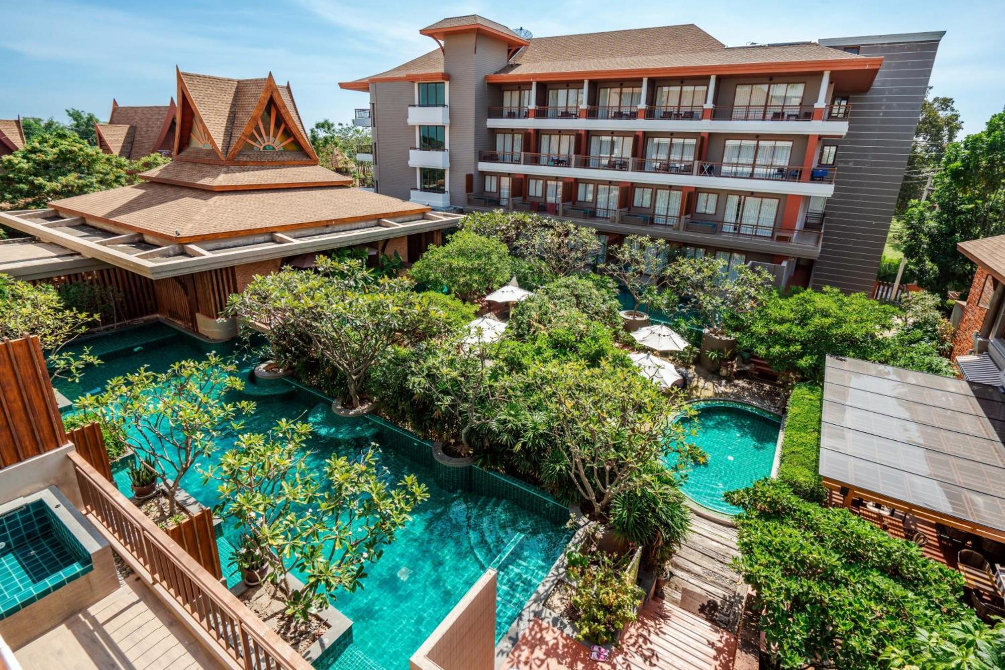 Ayrest Hua Hin Hotel Exterior photo