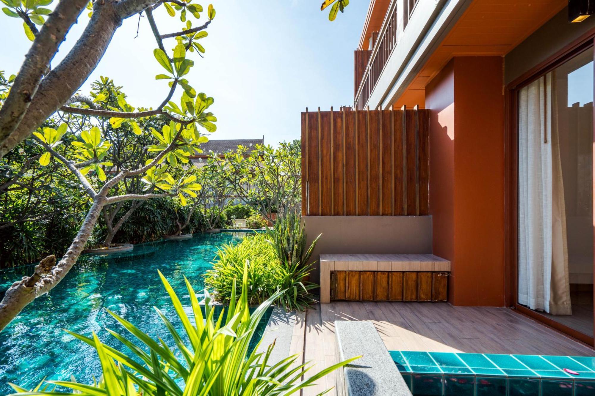 Ayrest Hua Hin Hotel Exterior photo