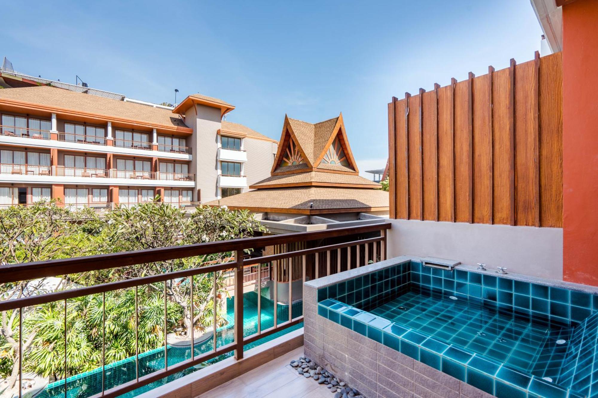 Ayrest Hua Hin Hotel Exterior photo